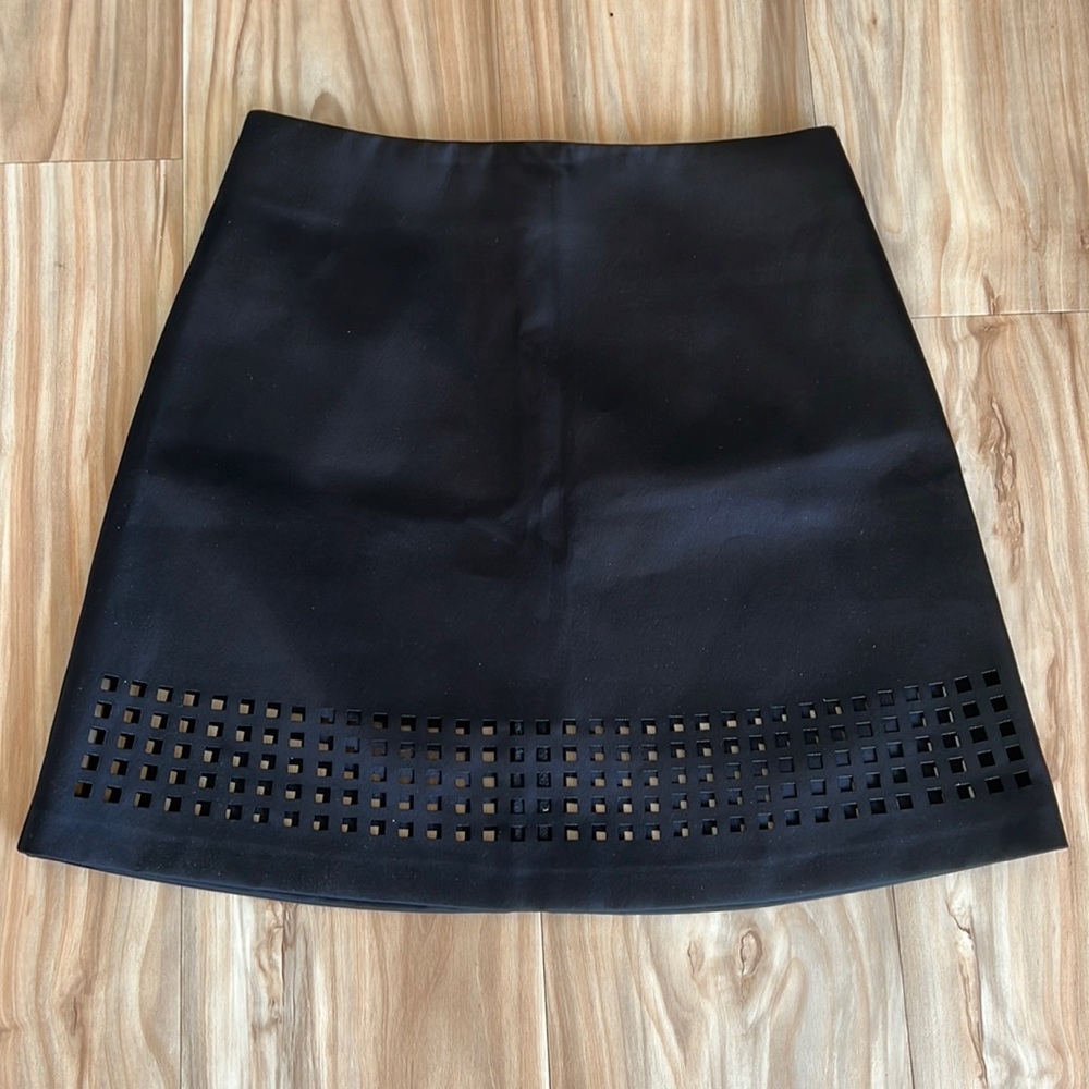 TOPSHOP mini skirt in black size 6, square cut out detail